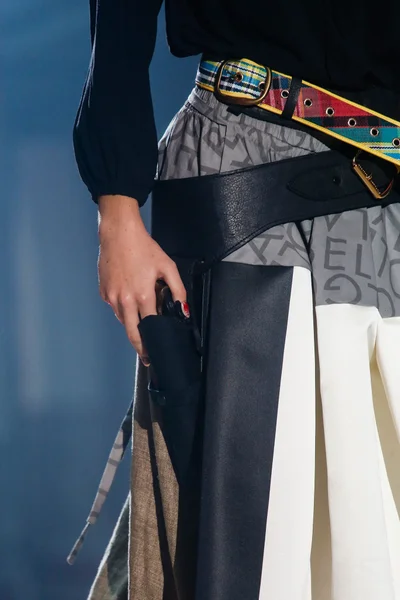 Look 13
